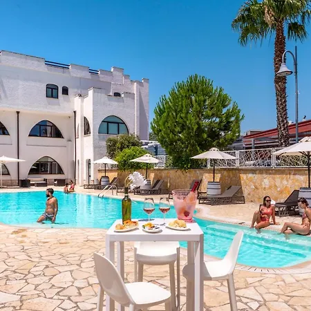 Leone De Castris Wine 3* Salice Salentino