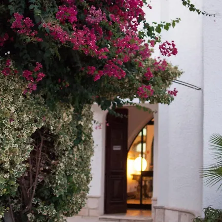 Leone De Castris Wine Hotell 3*
