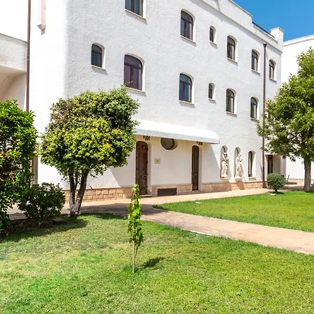 Leone De Castris Wine Hotel 3*