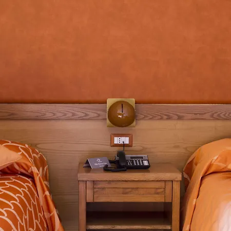 Leone De Castris Wine