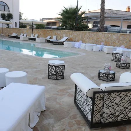 Leone De Castris Wine Hotel 3*