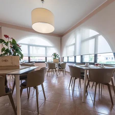 Leone De Castris Wine Salice Salentino