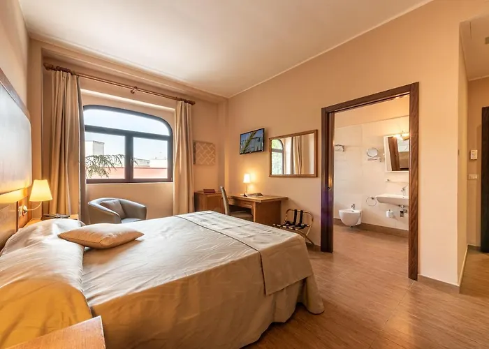 Leone De Castris Wine 3* Salice Salentino