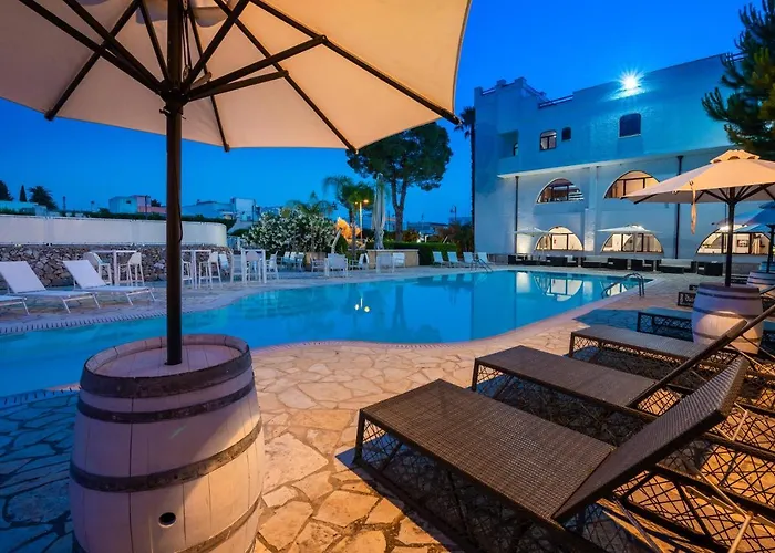 Leone De Castris Wine 3*