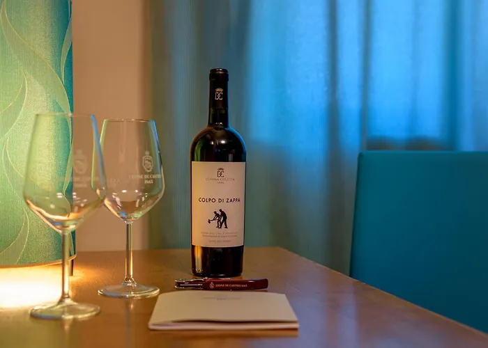 Leone De Castris Wine 3* Salice Salentino