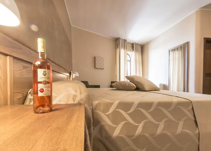 Leone De Castris Wine Salice Salentino