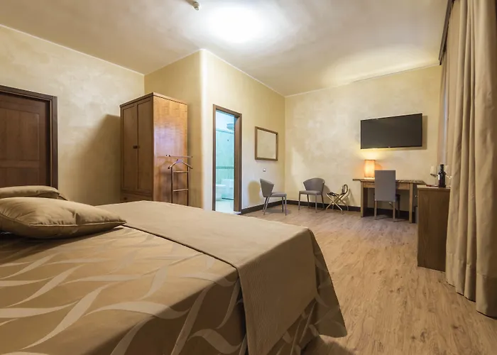 Leone De Castris Wine 3* Salice Salentino