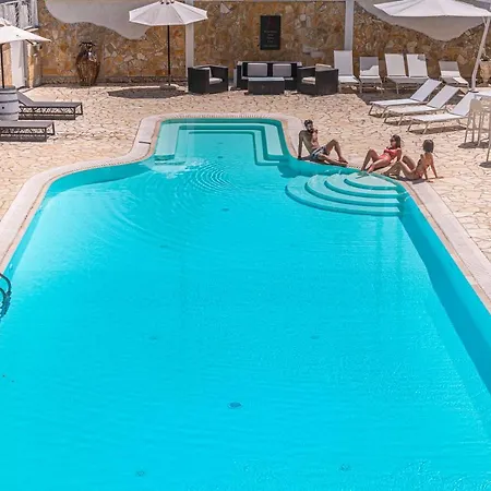 Leone De Castris Wine Hotel 3*