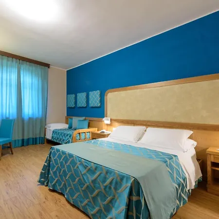 Hotel Leone De Castris Wine 3*