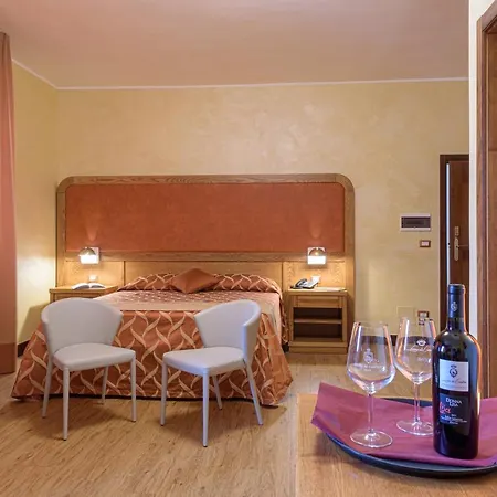 Hotell Leone De Castris Wine 3*