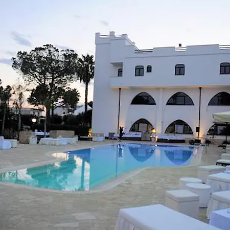 Leone De Castris Wine Hotell 3*