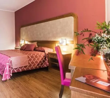 Hotel Leone De Castris Wine