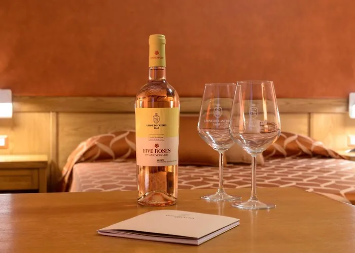 Hotel Leone De Castris Wine